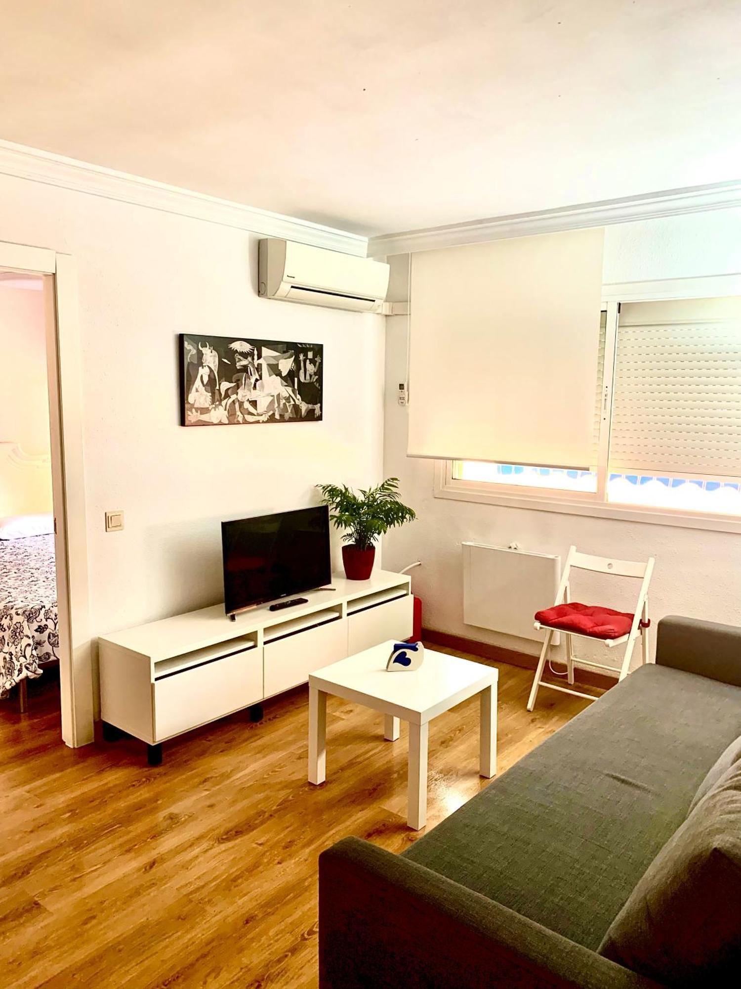 Ana'S Apartment Parking Gratuito มาลากา ภายนอก รูปภาพ
