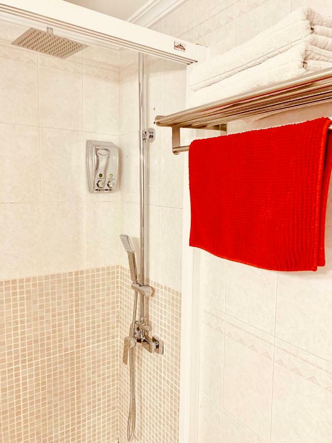 Ana'S Apartment Parking Gratuito มาลากา ภายนอก รูปภาพ